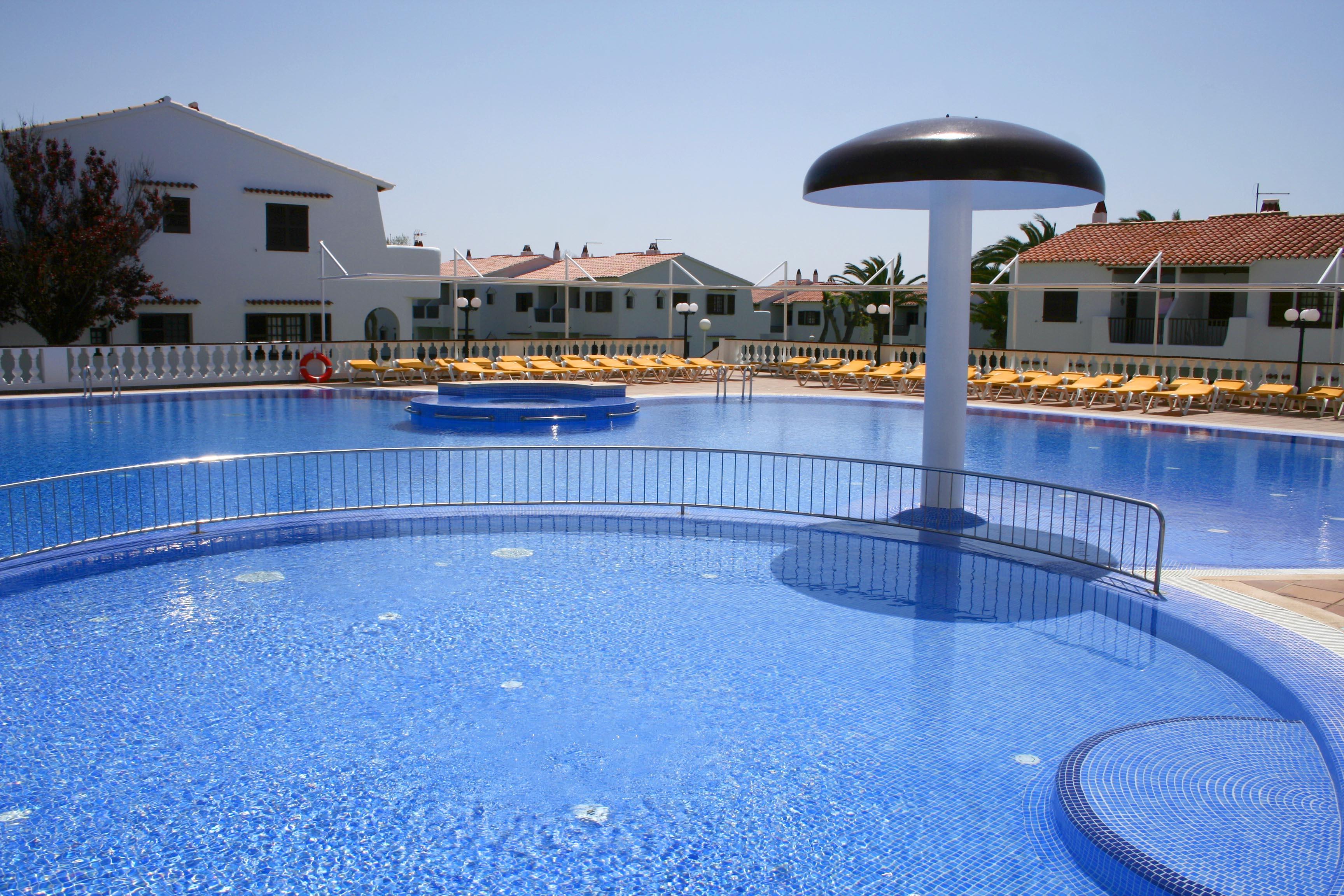 Apartamentos Son Bou Gardens Bagian luar foto