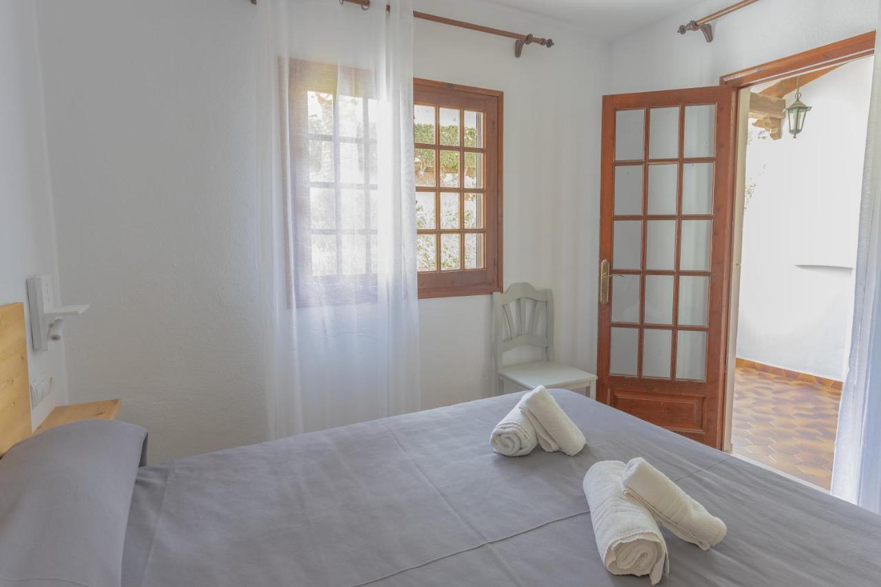 Apartamentos Son Bou Gardens Bagian luar foto